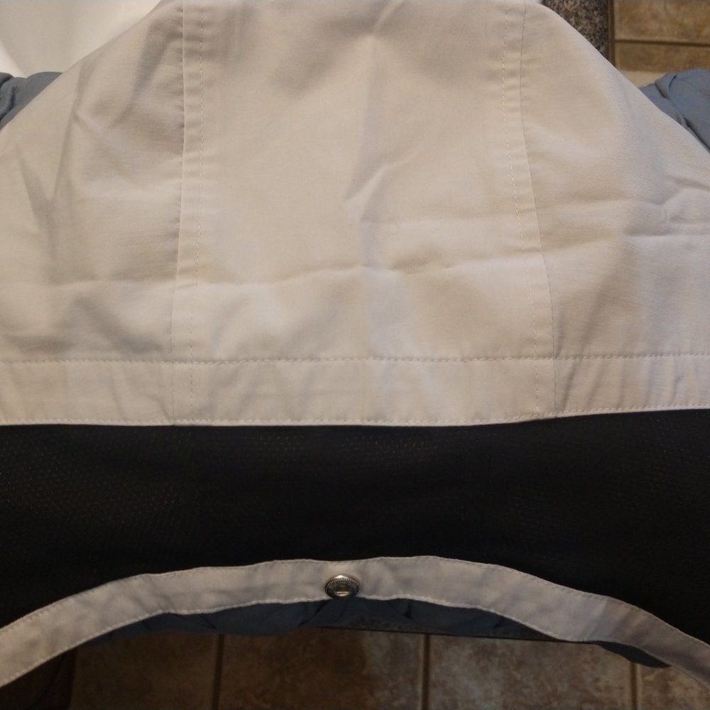 Coat - Picture 7 of 12